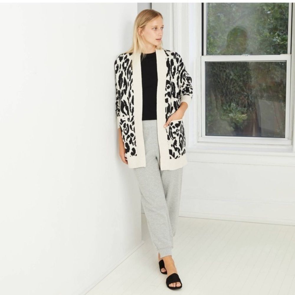 Stylish Leopard Print Open Front Cardigan Sweater Cozy Knit Outerwear size M